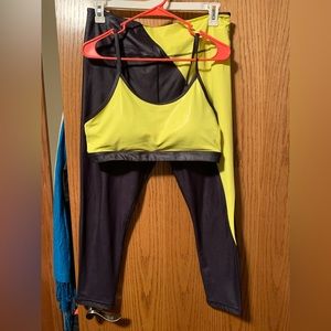 Zyia Neon Yellow Metallic LNT leggings & matching bra set